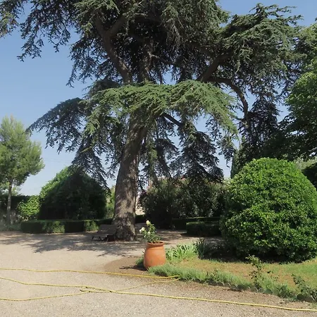 B&B Le Domaine De Fraissinet Ouveillan