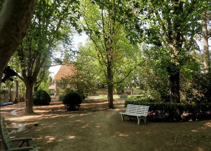 Nocleg ze śniadaniem Le Domaine De Fraissinet 3*